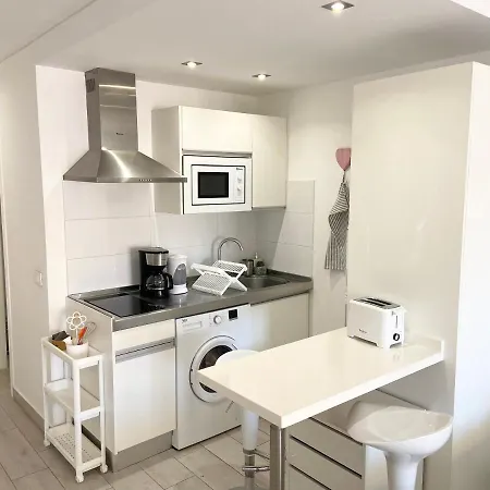 Apartament Floor, Panoramic Studio, Heated Pool